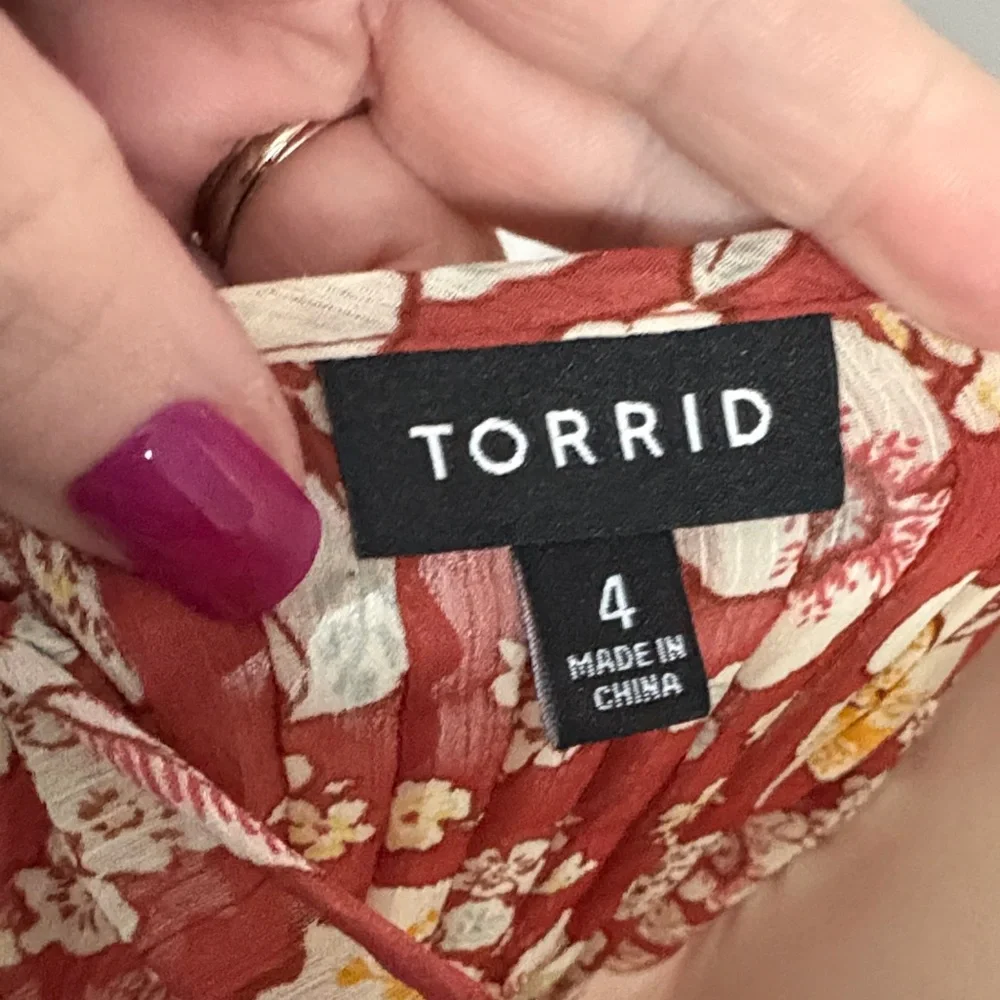 Torrid Floral Print Blouse in Red and Cream - Picture 2 of 7